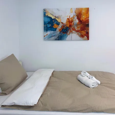 I Amazing 100sqm In Berlin-friedrichshain * ברלין